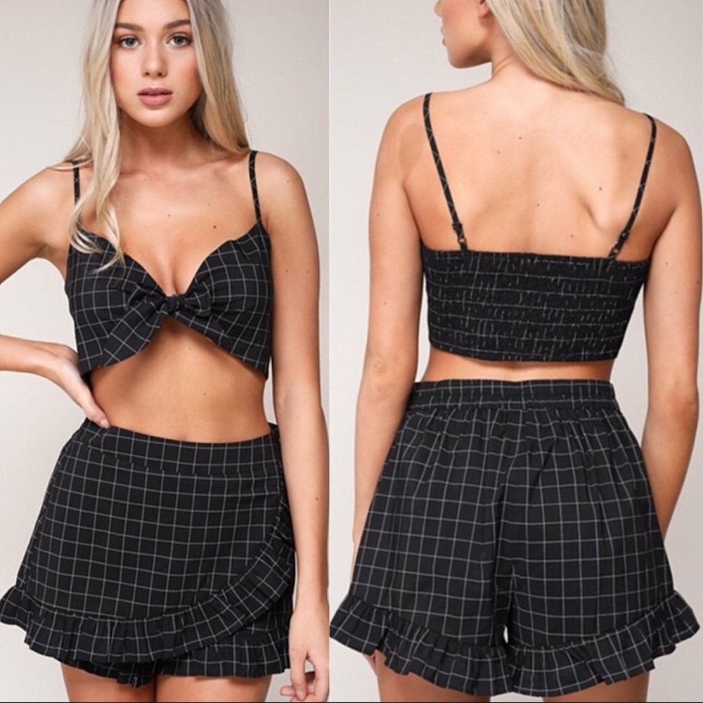 Tie Front Crop Top And Skirt Set - Picture 5 of 6